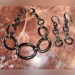 Fossil silver tone chain bracelet with earrings